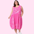 Moonshine lange  jurk in roze kleur  mt 52-54-56