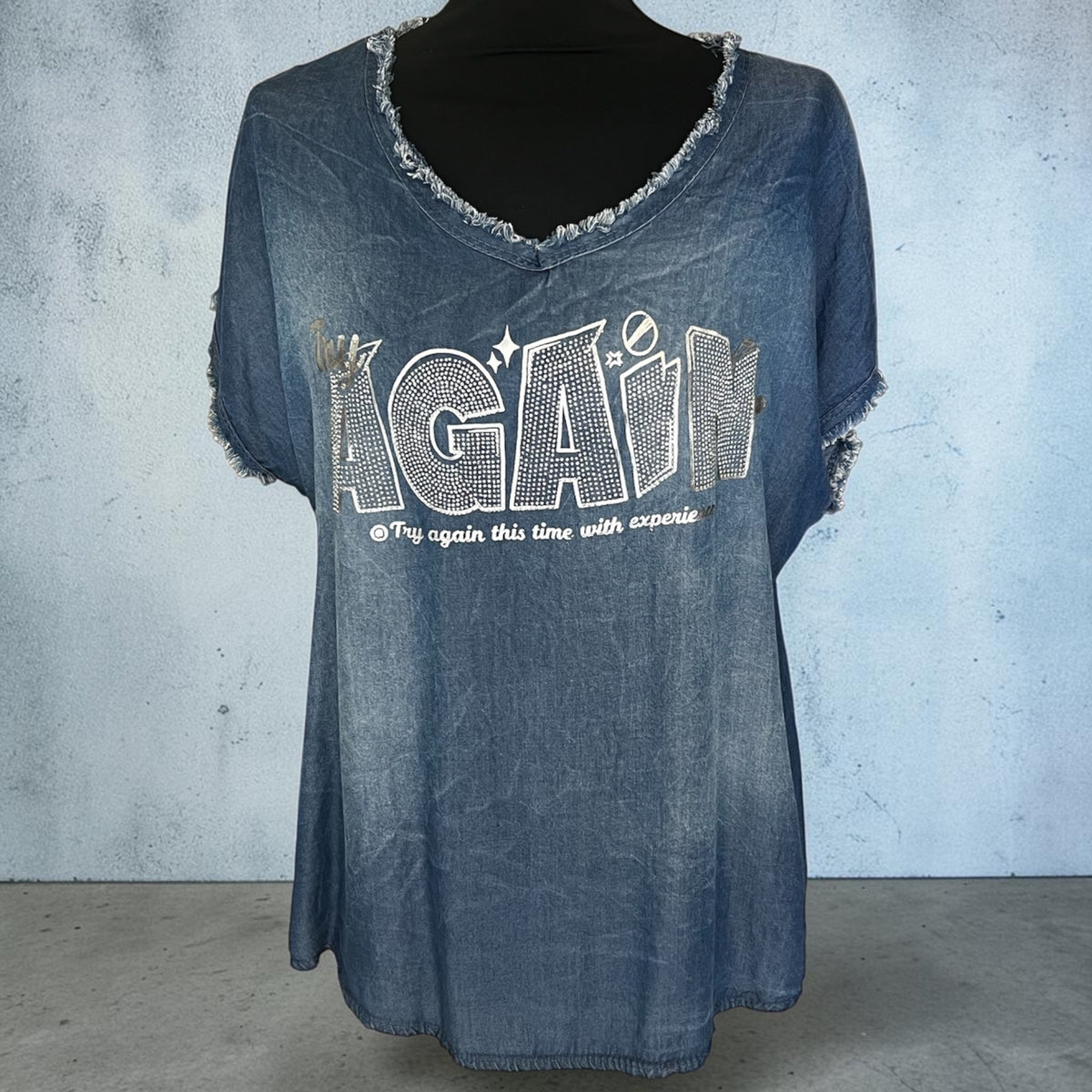 Jeans shirt met zilveren opdruk maat 38-40