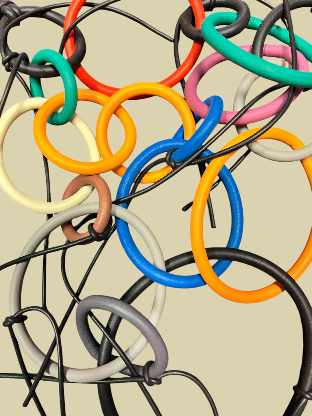 Rubberen ketting kleurig