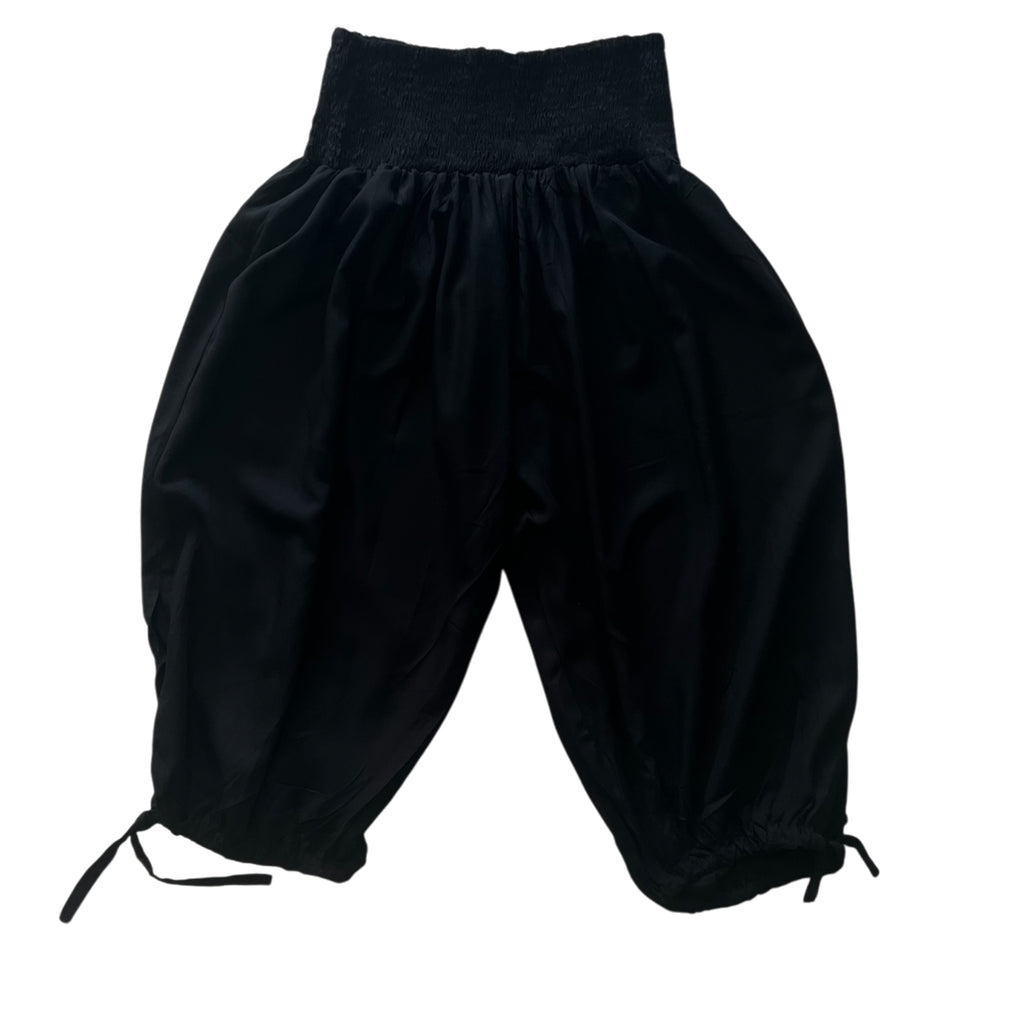 Capri zomerse wat wijdere dunne broek Luna serena One size mt 42 tot 54
