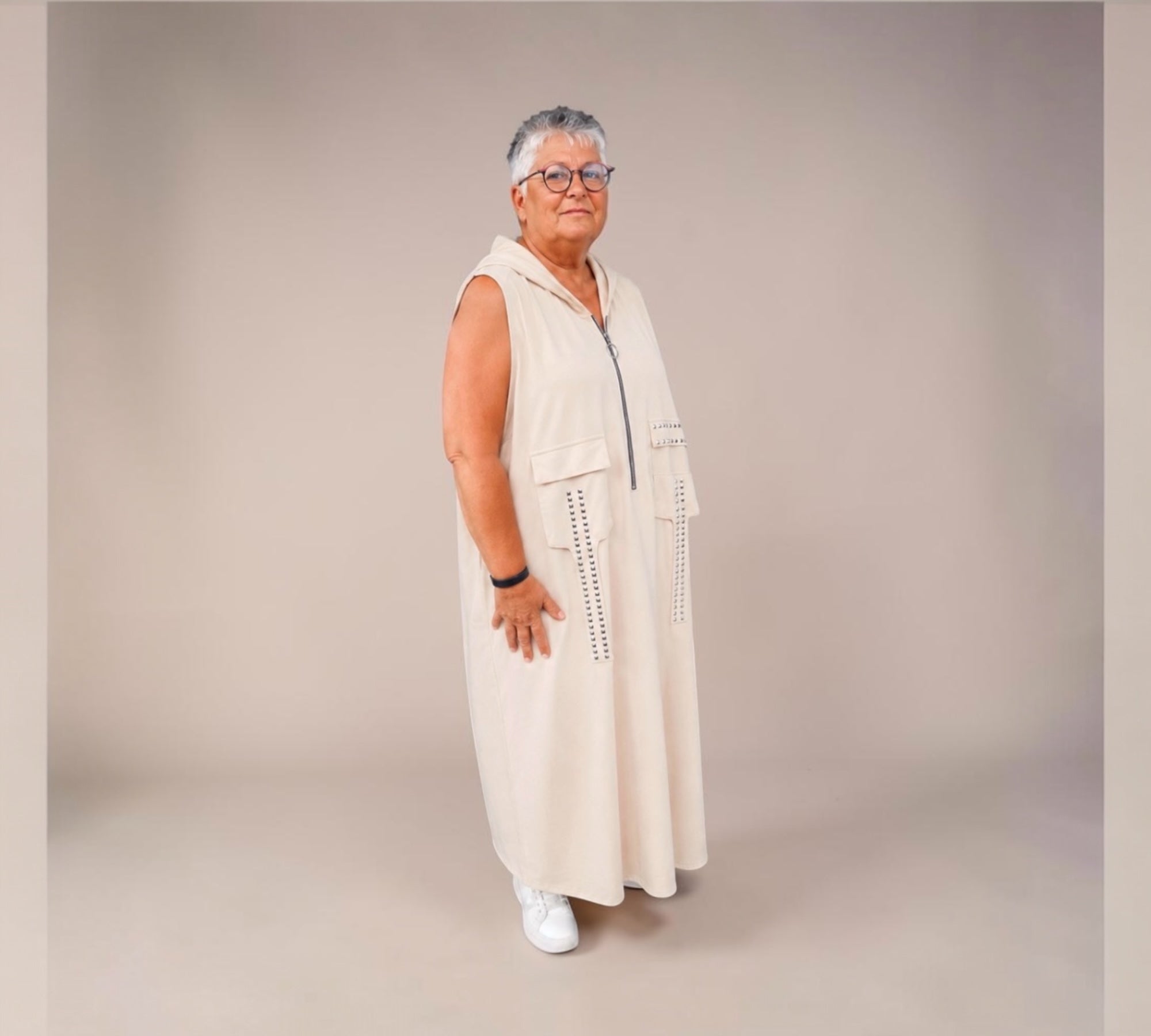 Jurk Plus Size beige Past voor maat 54-56-58