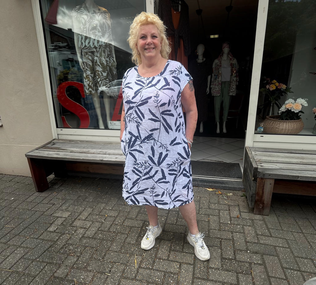 100% linnen jurkje 3x XL past voor maat 50-52-54