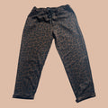 Donkere panterprint jogger One size past tot maat 52