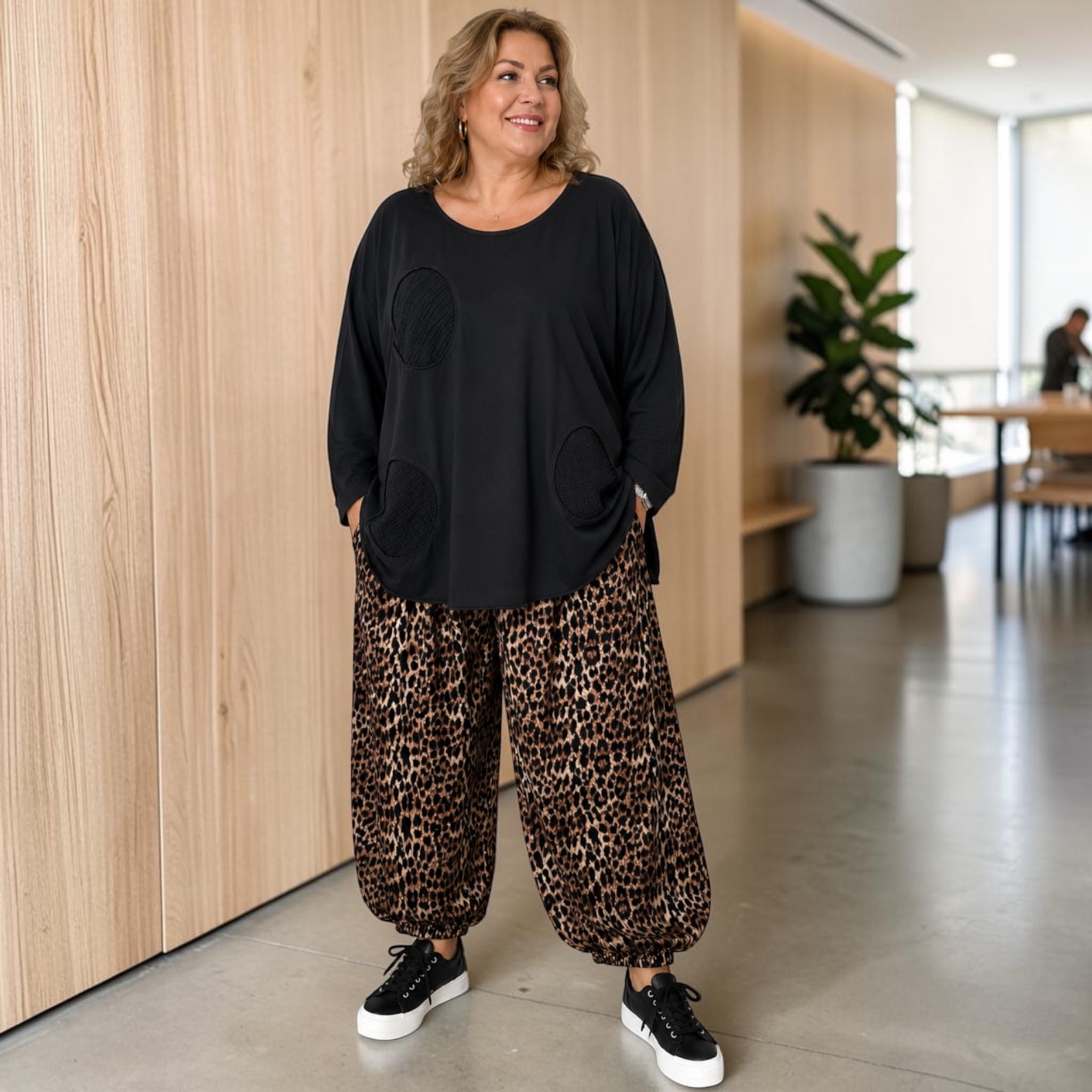 Wijde broek onderkant elastiek Plus size past tot maat 58