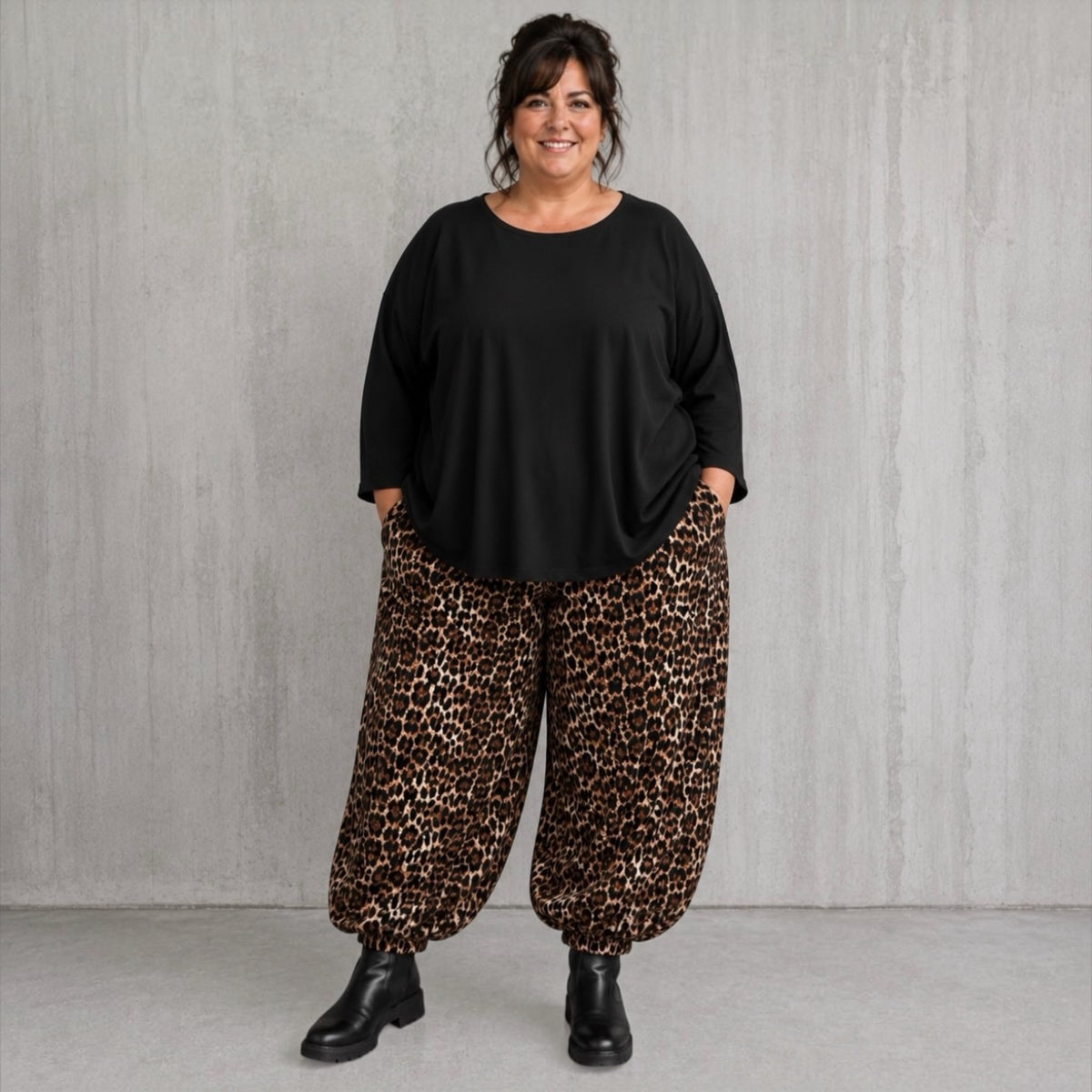 Wijde broek onderkant elastiek Plus size past tot maat 58