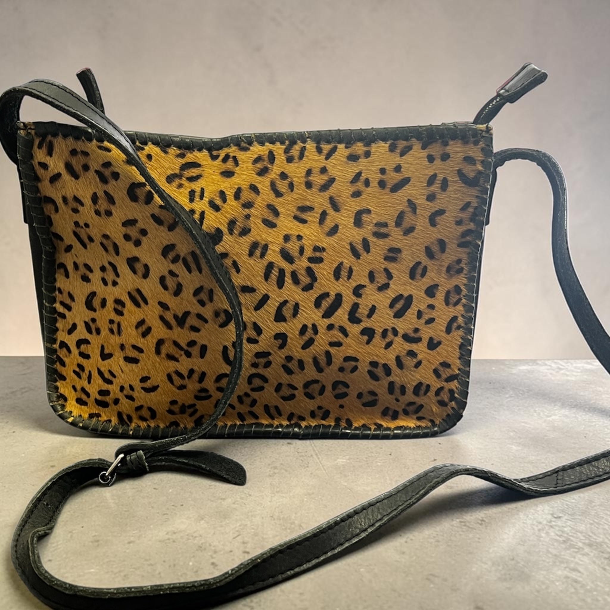 Leren tasje cross over met animal print