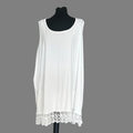 Moonshine top wit met kant maat 54-56-58