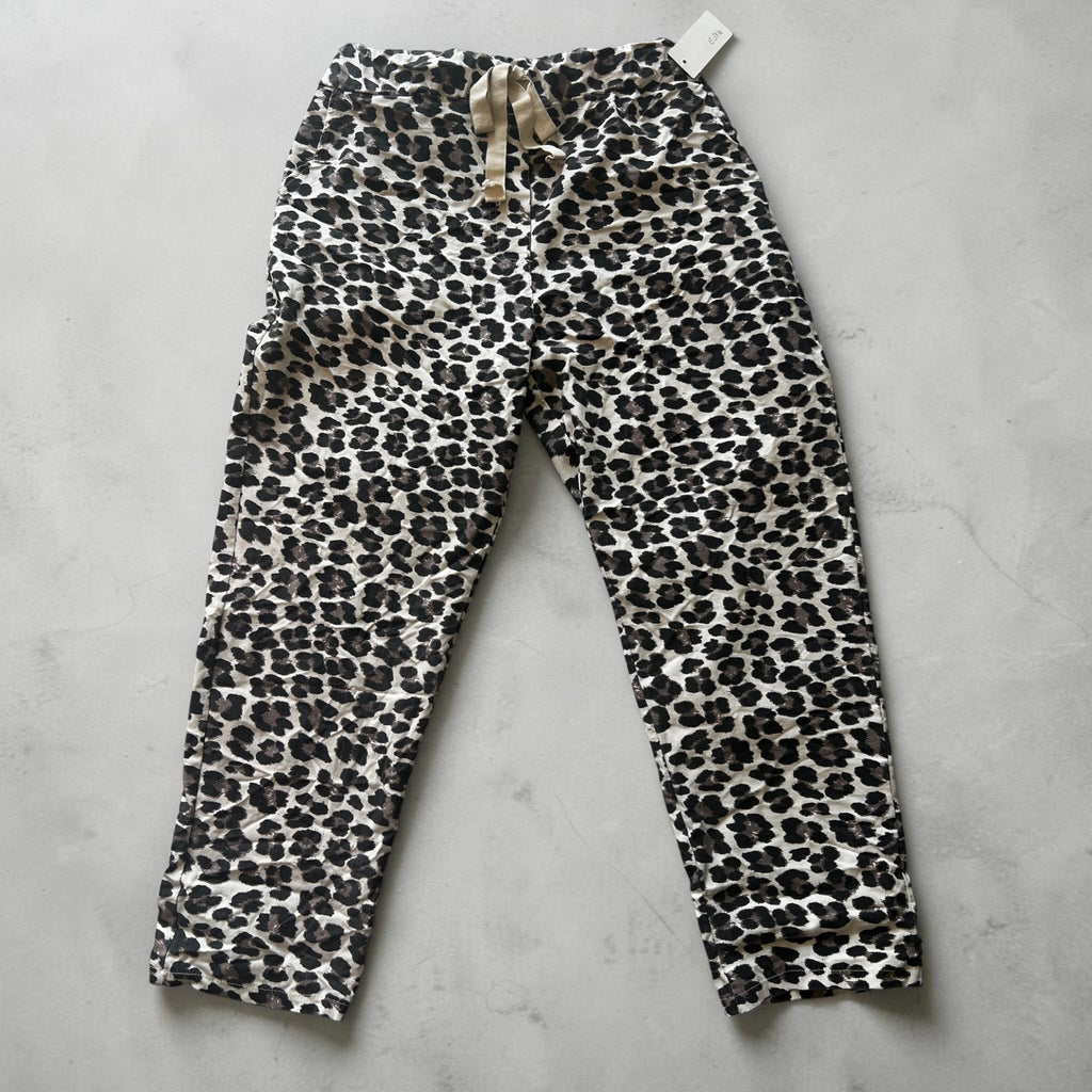 Jogger panterprint stretch  past voor meer maten 50-52-54