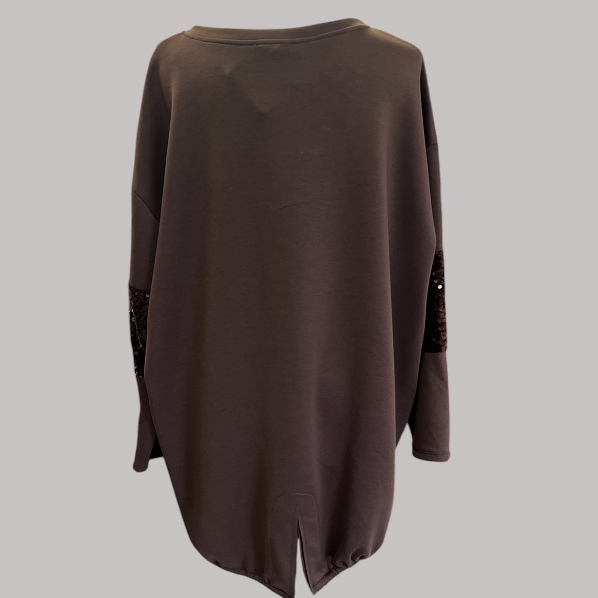 Sweatshirt bruin met pailletten One size past tot maat 46