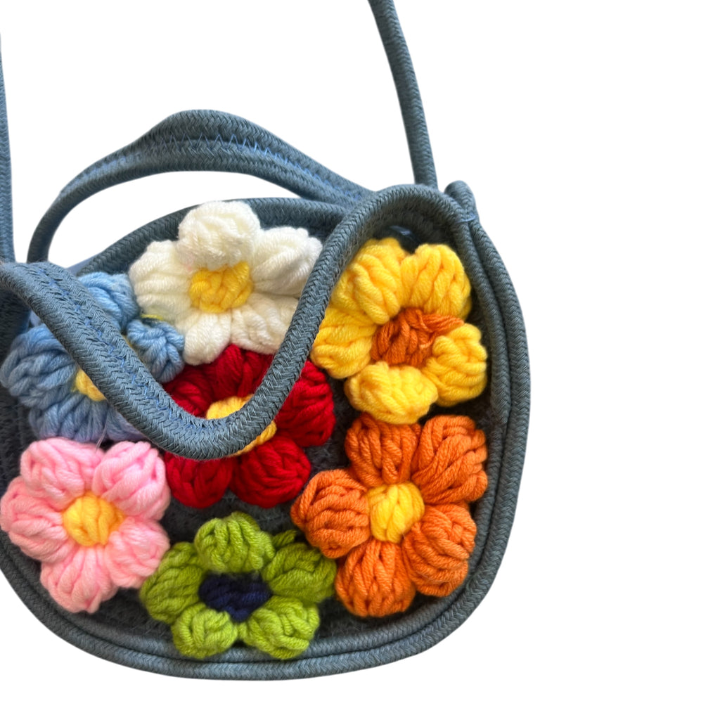 Tasje met gehaakte bloemen