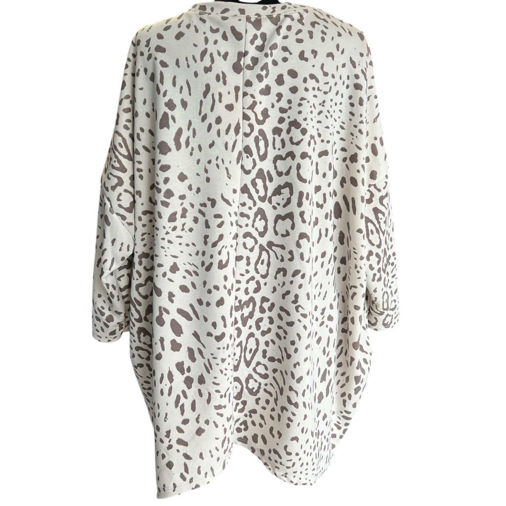 Sweatshirt met ritsjes en zakken in animal printOne size past tot maat 56