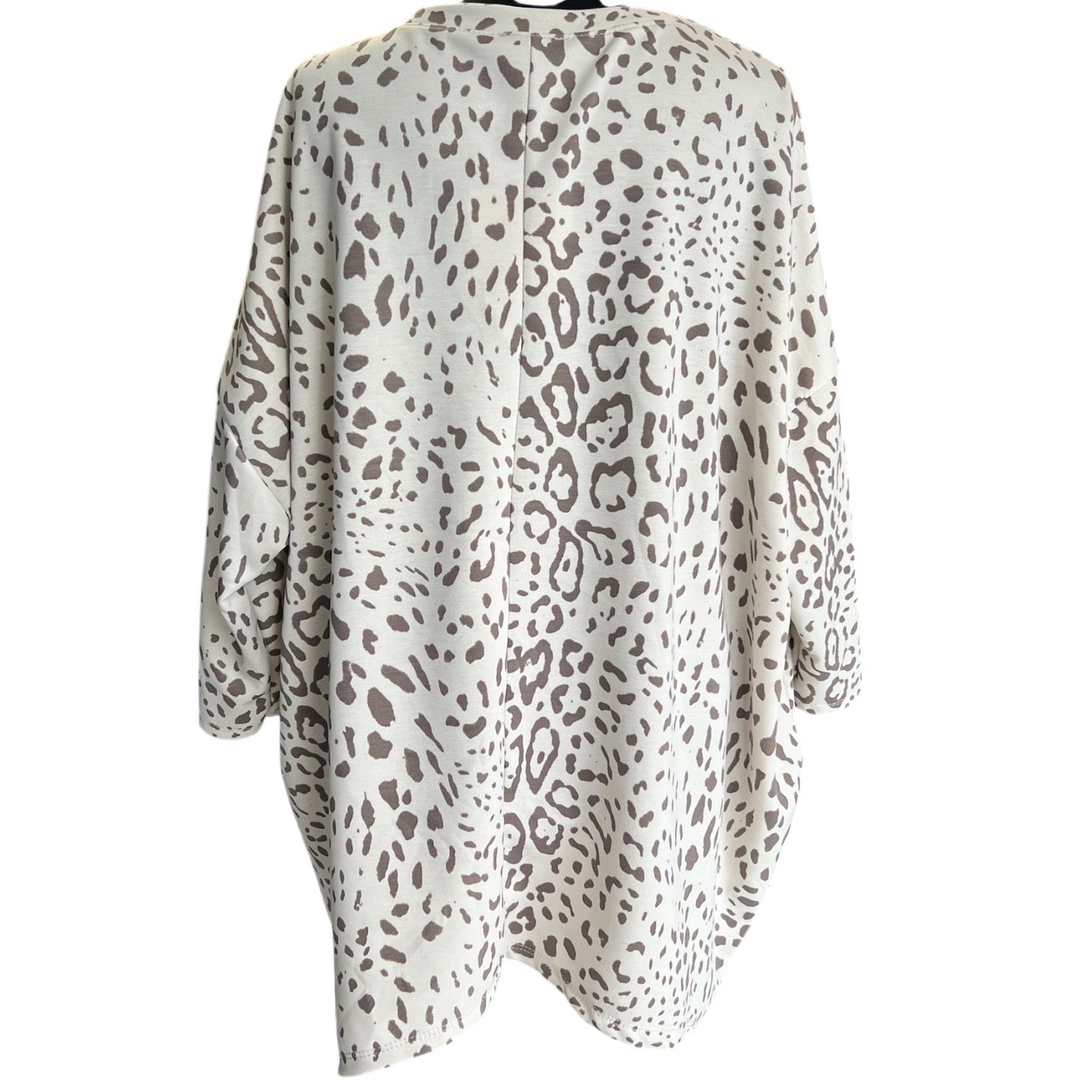 Sweatshirt met ritsjes en zakken in animal printOne size past tot maat 56