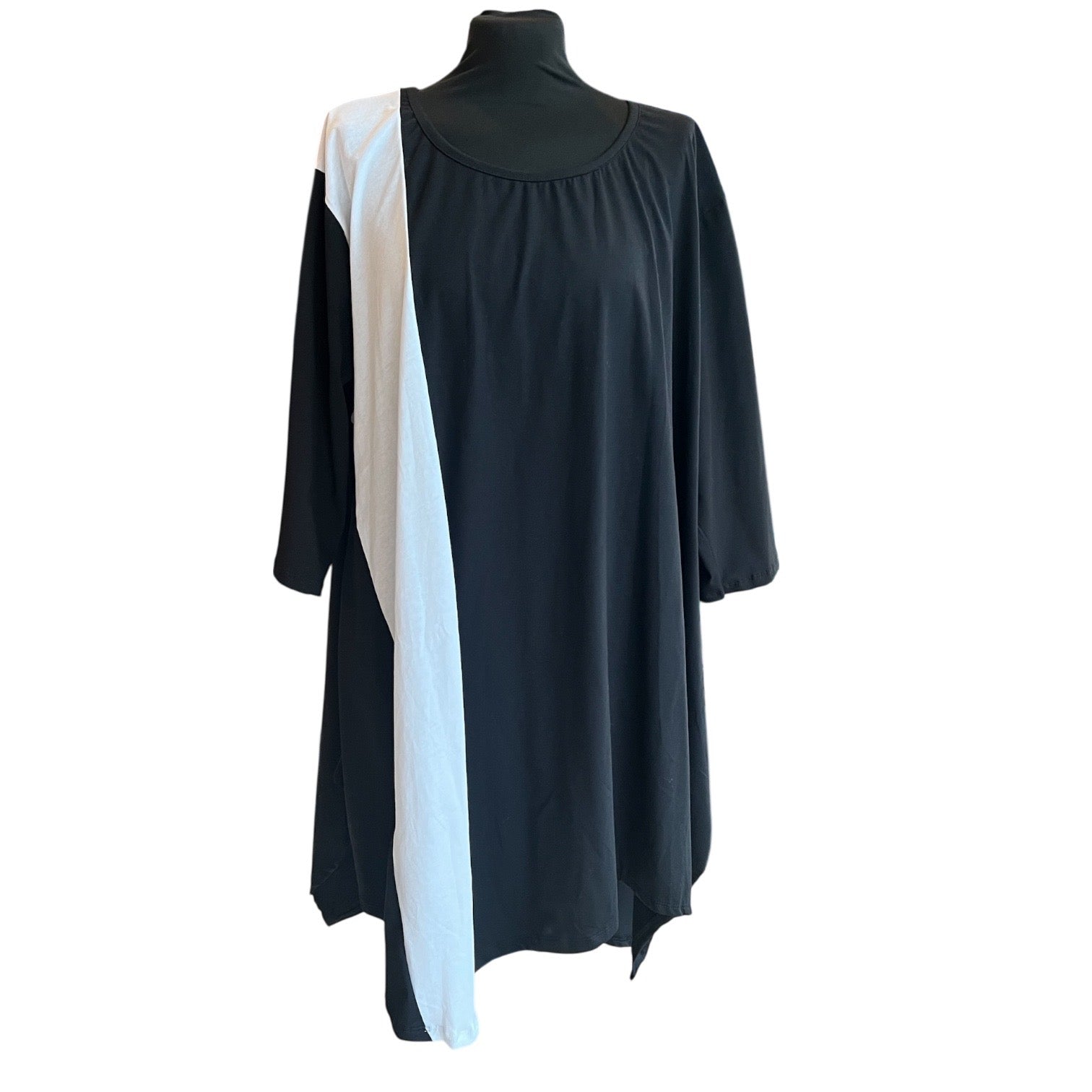 Moonshine iets Alijn tuniek zwart/wit mt 52-54 (mt 4)