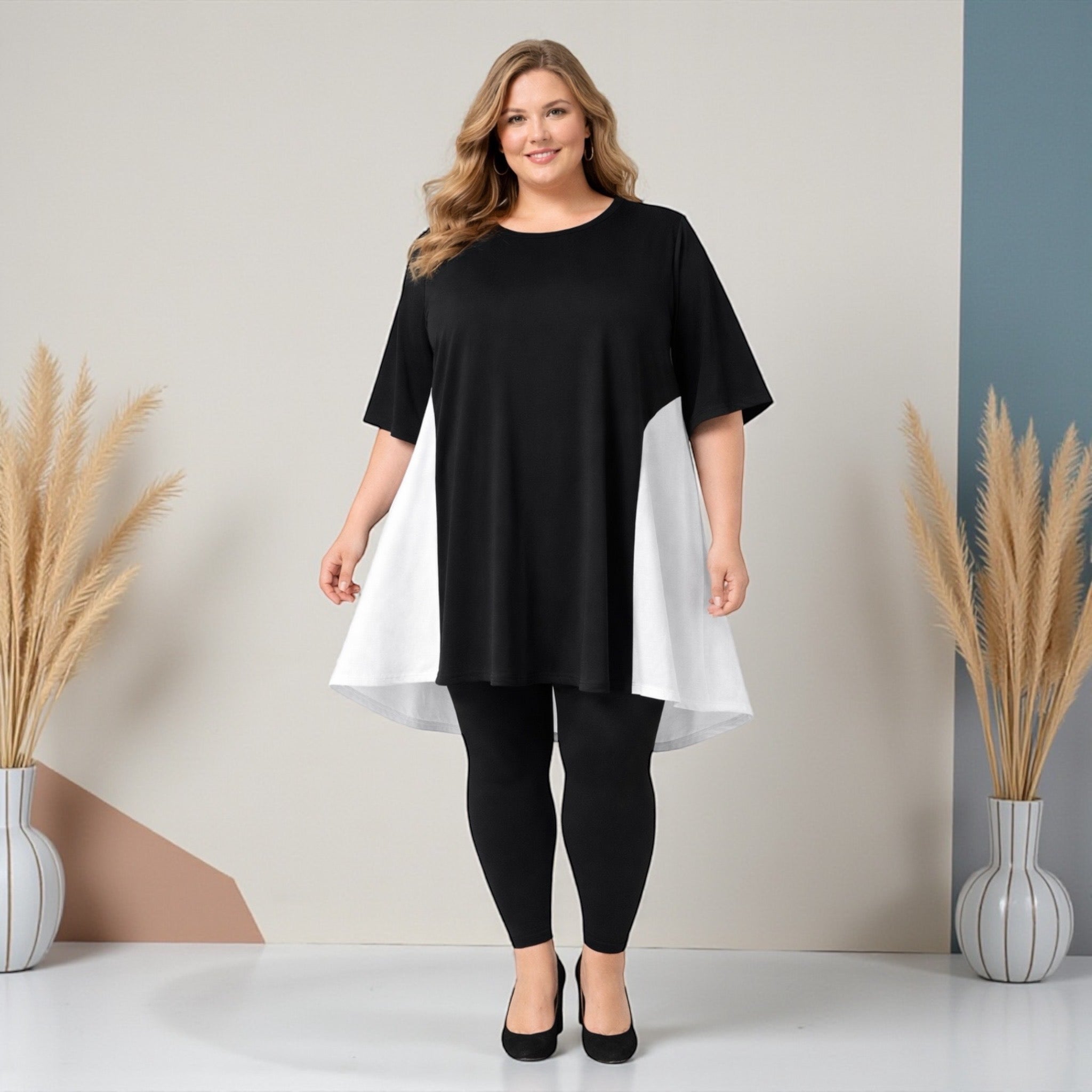 Moonshine tuniek zwart wit in maat 3 of 4 of 5