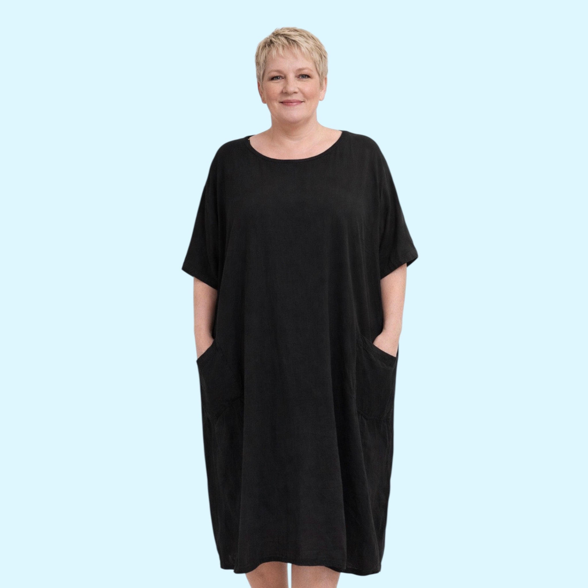 Tuniek/jurk in zwart  Made in Italy One Size mt 52-54-56