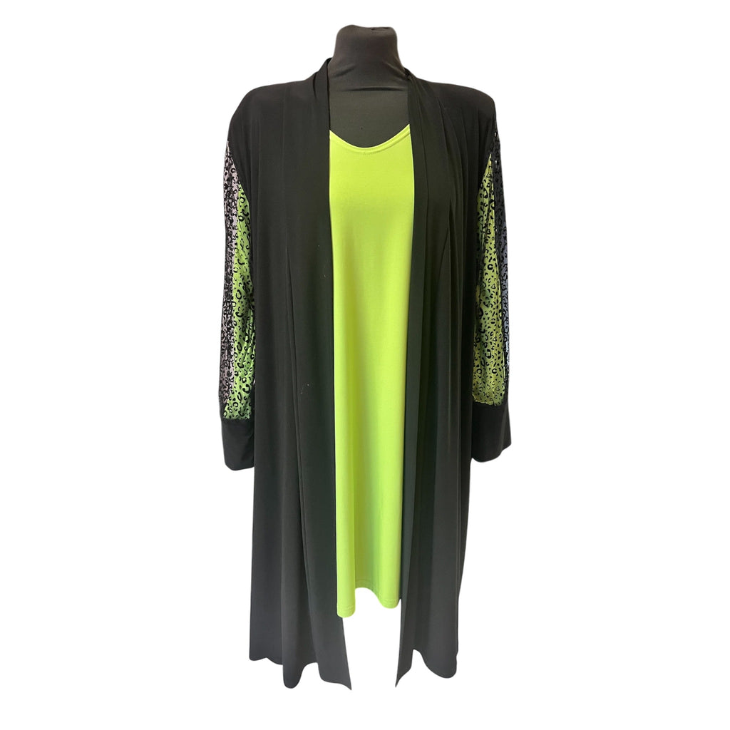 Magna vest zwart met voile mouwen maat 52/54