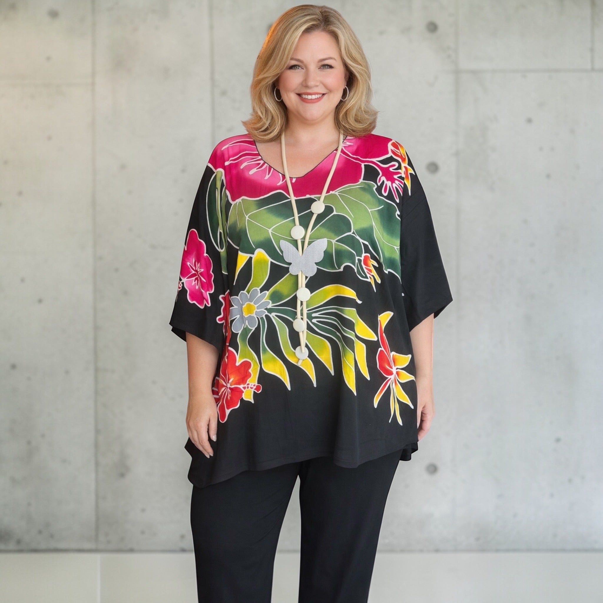 Hand beschilderde tuniek Luna Serena past  van maat 50 tot  60